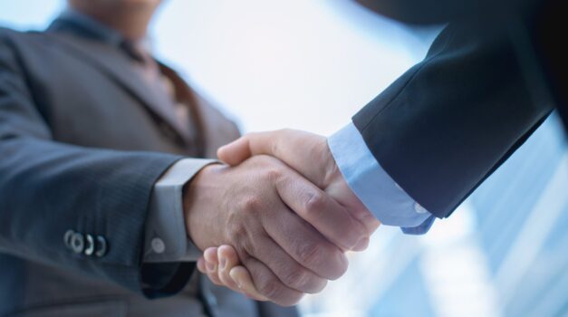 自社に合ったマーケティング会社とともに成果をつくる