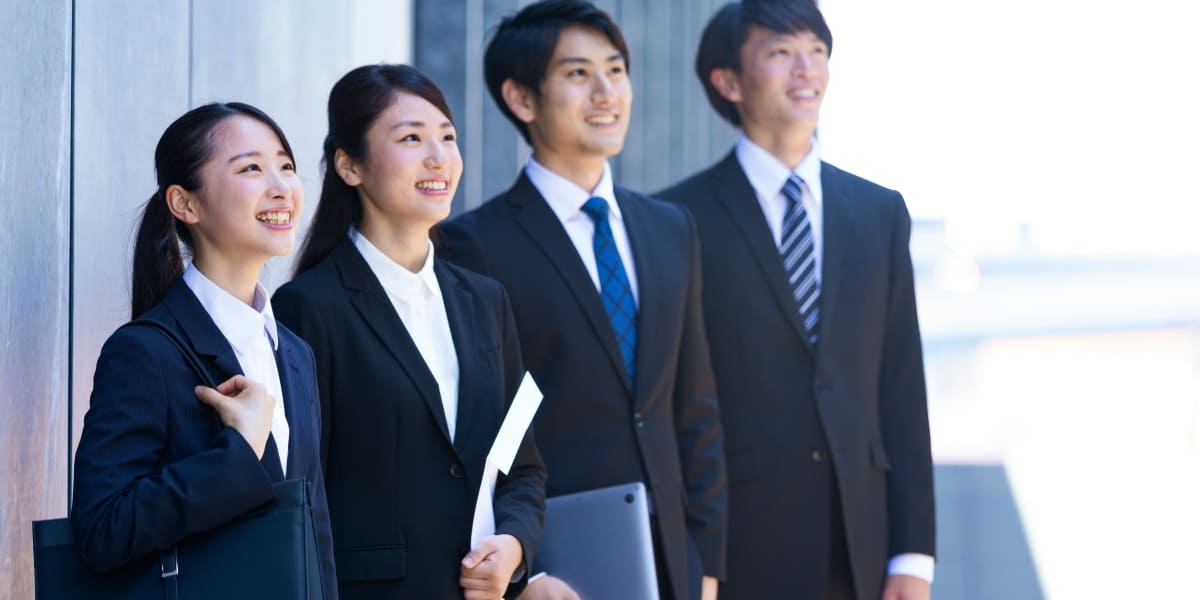 新卒採用の目的とは？企業が取り組む本当の理由と設計のポイントを解説